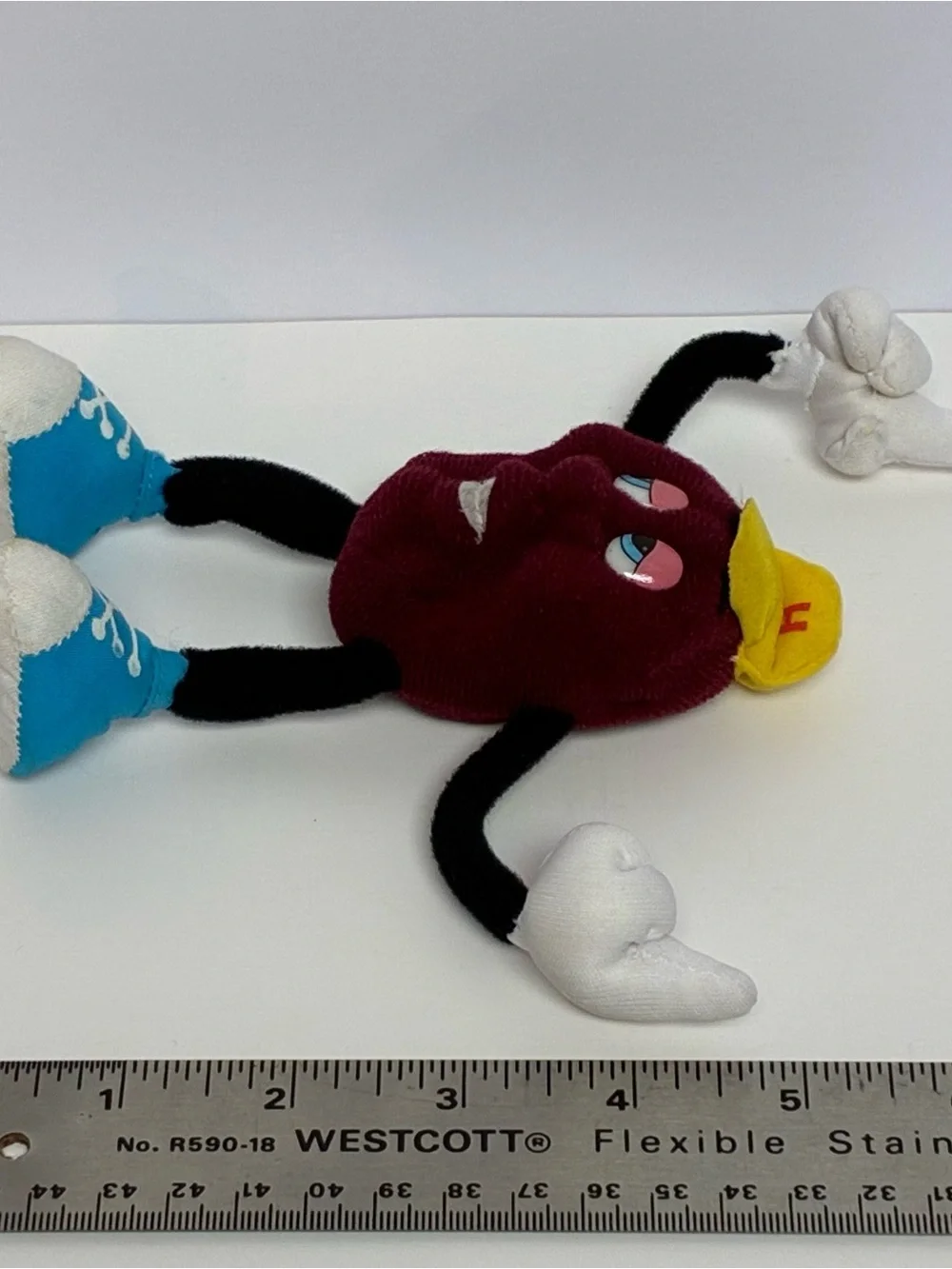 Hardee's Vintage Plush California Raisins 6